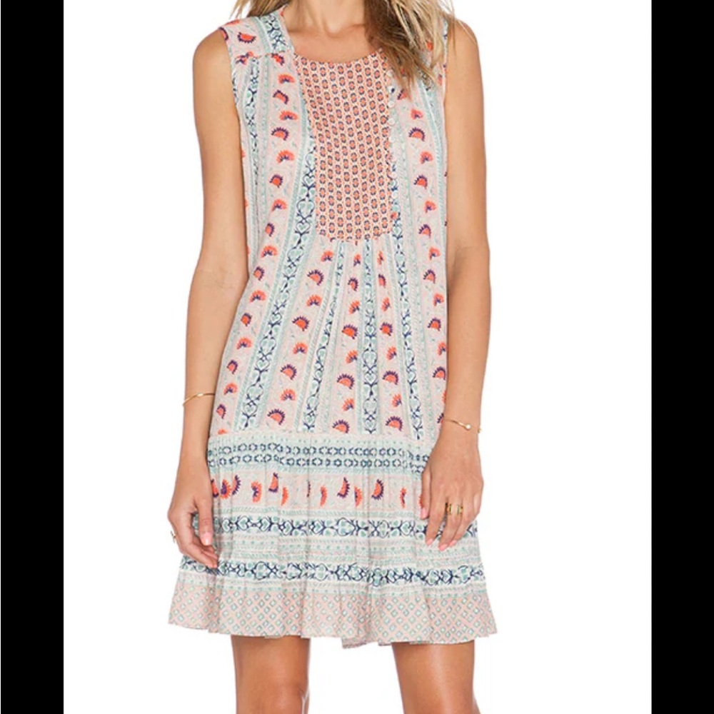 BCBGMaxAzria Yulissa Dress Size Medium Like New